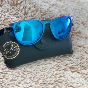 RAY-BAN Sunglasses